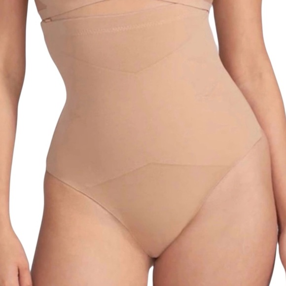 NEW! Honeylove SuperPower Thong Shapewear - Picture 7 of 7
